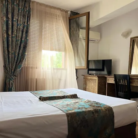 Vintage H&r St Anna Hotel