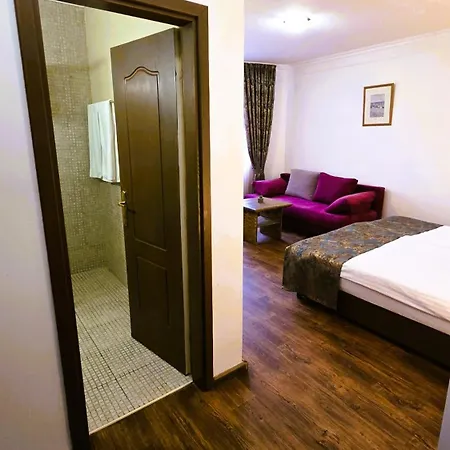 Vintage H&r St Anna Hotel