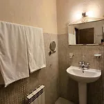 Vintage H&r St Anna 3* Sofia