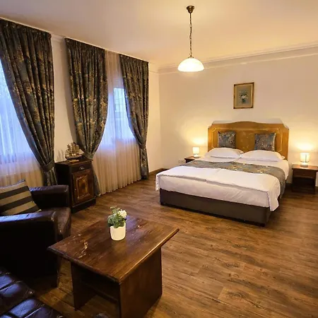 Hotell Vintage H&r St Anna 3*