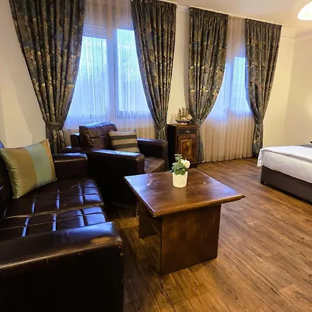 Vintage H&r St Anna Hotell