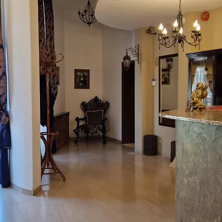 Vintage H&r St Anna Hotell Sofia