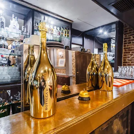 Vintage H&r St Anna Hotell Sofia