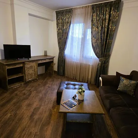 Vintage H&r St Anna 3* Sofie